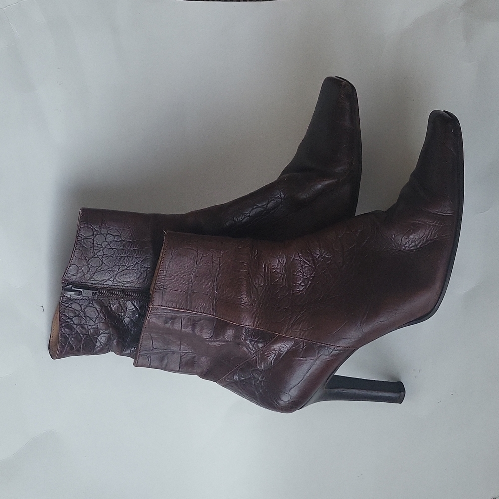 Simbolieforme women's boots leather croc embossed made in Italy size 9.5